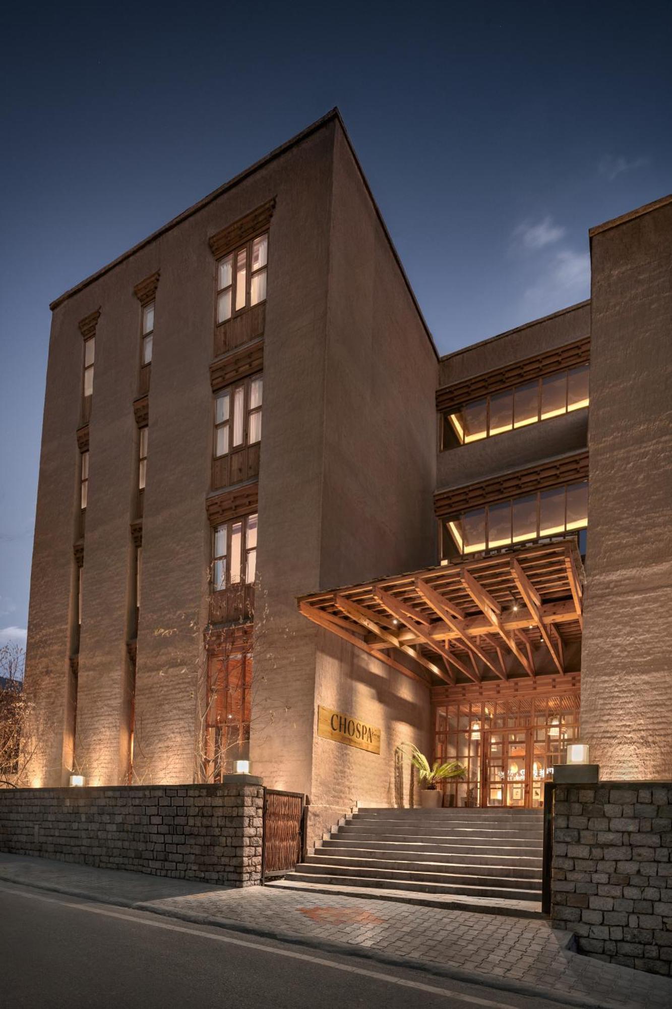 Chospa Hotel, ليه المظهر الخارجي الصورة